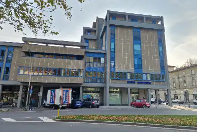 Casa in vendita, Piazzale Camerlata, Como