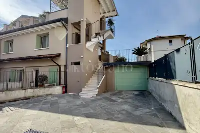 Villa Bifamiliare in vendita, Via Gottardo Briggia, Gussago