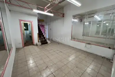 Negozio in vendita, Via Al Sesto Miglio, Roma