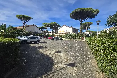 Villa Plurifamiliare in vendita, Piazzale Garda, Santa Marinella