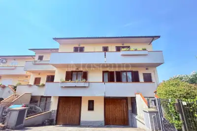 Casa in vendita, Via Giosuè Carducci, Poggio a Caiano