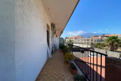 Casa in affitto, Viale Jannuzzo, Giardini-Naxos