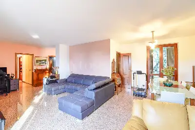 Casa Indipendente in vendita, Via Alla Zocca, Como