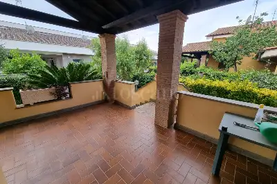 Villa Bifamiliare in vendita, Via Bartolomeo Nogara, Roma