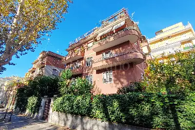 Casa in vendita, Viale Jonio, Roma