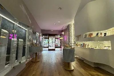 Negozio in vendita, Viale dei Colli Portuensi , Roma