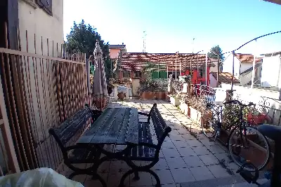 Casa in vendita, Via Montello, Pregnana Milanese