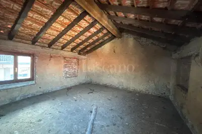 Casa Indipendente in vendita, Via Novara, Busto Arsizio