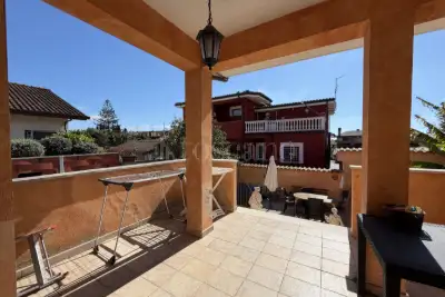 Villino a Schiera in vendita, Via Urbino, Ardea