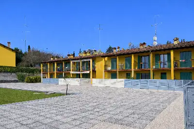 Casa in vendita, Via Cornale, Soiano del Lago