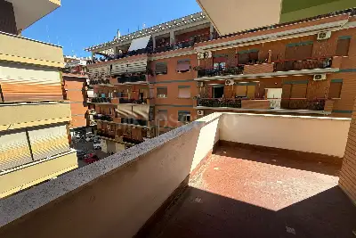 Casa in vendita, Via Raffaele de Cosa, Roma