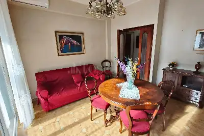 Casa in vendita, Via Gravina, Catanzaro