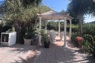 Villa Plurifamiliare in vendita, Via Aquino, Palermo