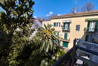 Villino a Schiera in vendita, Via Sem Benelli, Prato