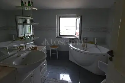 Villa in vendita, Via Guglielmo Marconi, Villa d'Agri, Marsicovetere, Marsicovetere