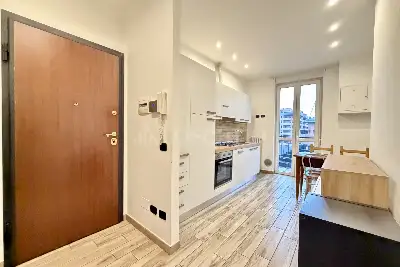 Casa in affitto, Via Angelo Inganni, Milano