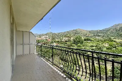 Casa in vendita, Via Umberto I, Gaggi, Gaggi