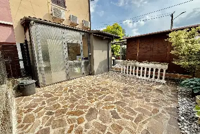 Villino a Schiera in vendita, Via Sorbana, Brescia