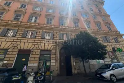 Casa in vendita, Via Alessandria, Roma
