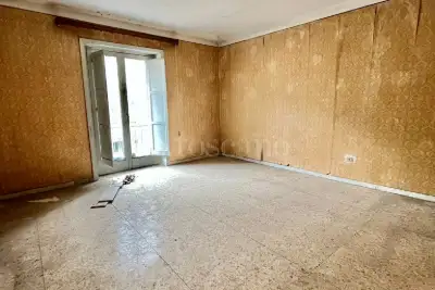 Palazzo in vendita, Via Francesco Tedesco, Avellino