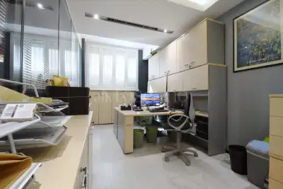 Ufficio in vendita, Via Simone D'Orsenigo 5, Milano