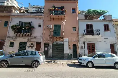Casa in vendita, Viale Croce Rossa, Palermo