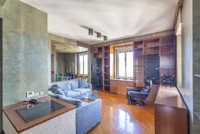 Casa in vendita, Via Giovanni Battista Morgagni, Milano