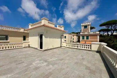 Palazzo in vendita, Via Antonio Gramsci, Anzio