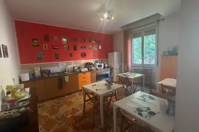 Casa in vendita, Via Pessano, Milano