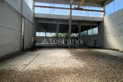 Capannone in vendita, VIA BRODOLINI , Casalpusterlengo