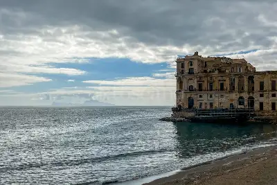 Casa in affitto, Via Posillipo, Napoli