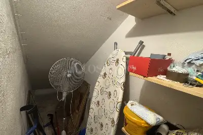 Villino a Schiera in vendita, Via Edmondo de Amicis, Prato