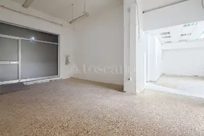Negozio in affitto, Via Claudio Fermi, Sassari