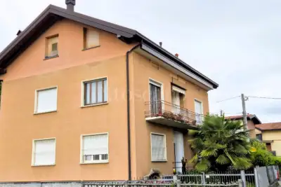 Casa in vendita, Via Francesco Baracca, Cantù