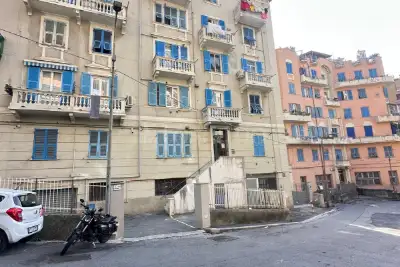Casa in vendita, Via Zella, Genova
