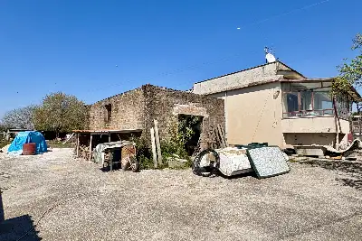 Casa Indipendente in vendita, Via Vico Nel Lazio, Nettuno