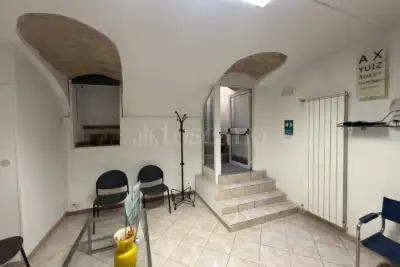 Negozio in vendita, Piazza Ippolito Nievo, Roma