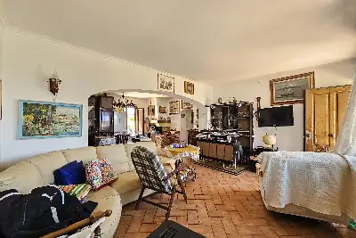 Villa in vendita, Via Rumenia , Pomezia