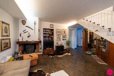 Villino a Schiera in vendita, Via Attimis, Udine