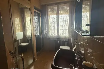 Casa in vendita, Piazzale Risorgimento Italiano, Modena