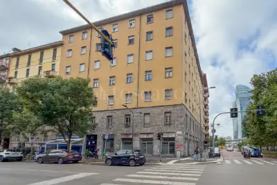 Casa in vendita, Via Giovanni da Procida 25, Milano