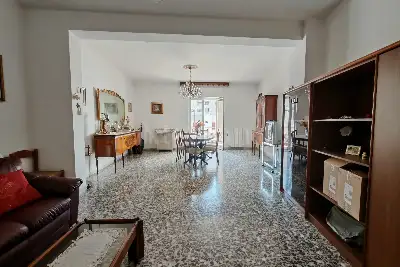 Casa in vendita, Via Properzio, Brindisi