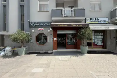 Attività Commerciale in vendita, Via Aprilia, Latina