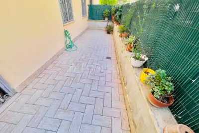Casa in vendita, Via Vincenzo Troya, Roma