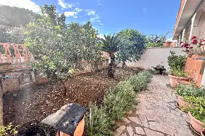 Villa Bifamiliare in vendita, Viale California, Ladispoli