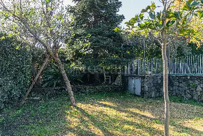 Villa in vendita, Via Lucio Piccolo, Zafferana Etnea