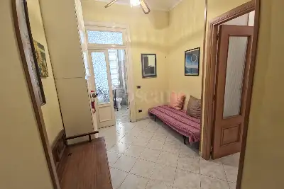 Casa in vendita, Via Enrico Arlotta, Napoli