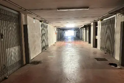 Box in vendita, Via Nadir Quinto, Roma