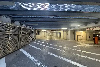 Box in vendita, Largo Marco Zanuso, Milano