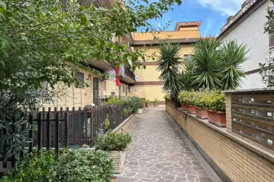 Casa in vendita, Via dei Tulipani, Roma